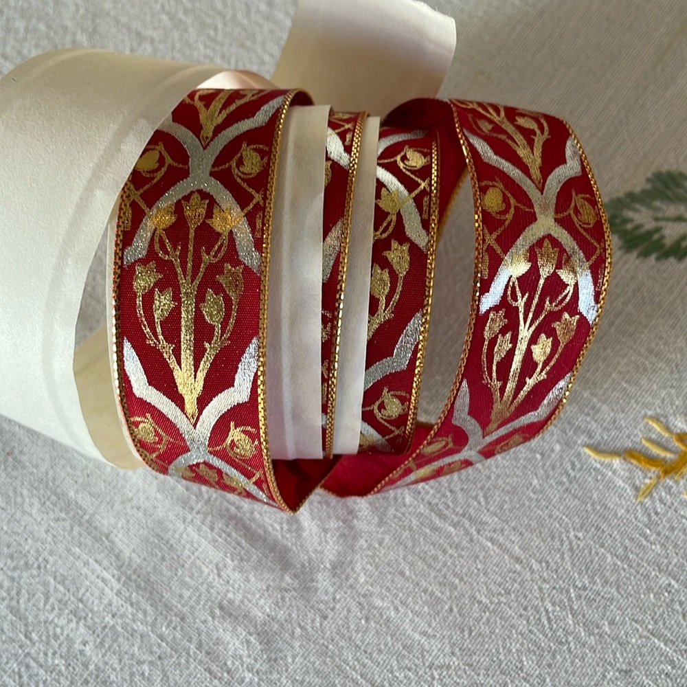 Vintage ribbon/trim, ca 1985 red/gold/silver metallic w copper wire, 5 yards